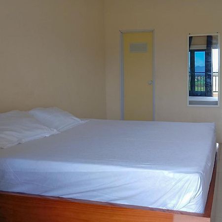 Urbanview Griya Lota Guest House Banyuwangi Ketapang  Экстерьер фото